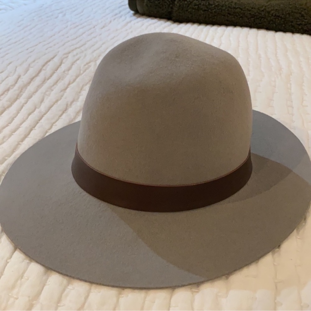 HAT ATTACK Tan Wool Fedora with Brown Leather Strap Detail - Picture 8 of 10